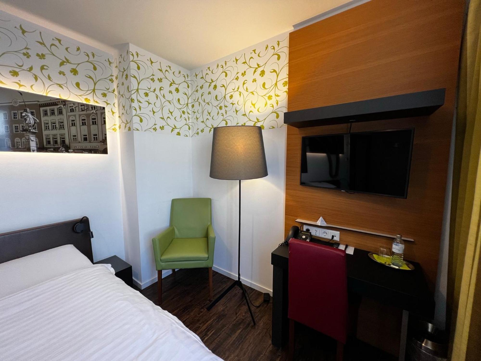 Hotel H+ Ried 4*